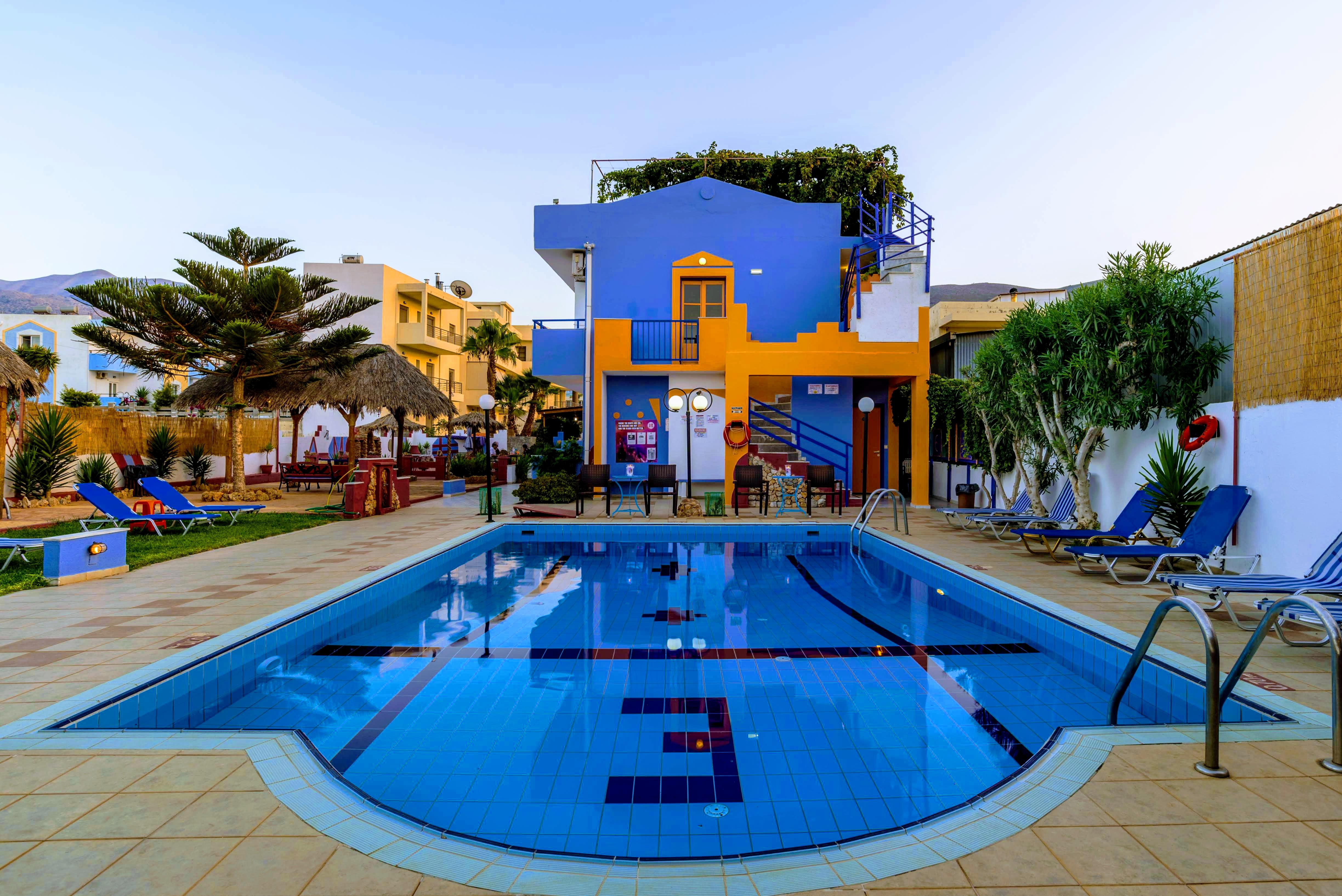 Eltina Apartments 말리아 외부 사진