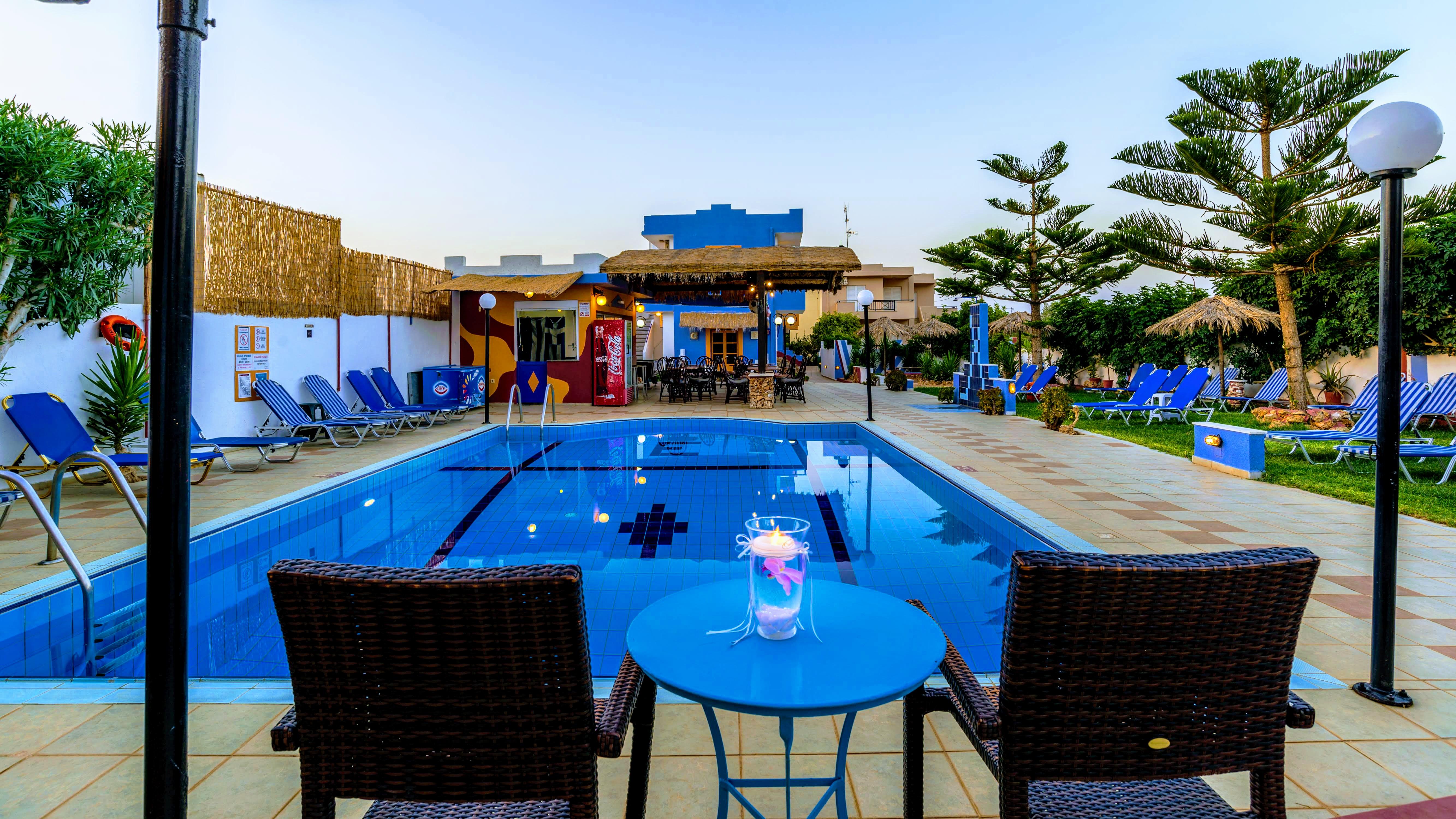 Eltina Apartments 말리아 외부 사진